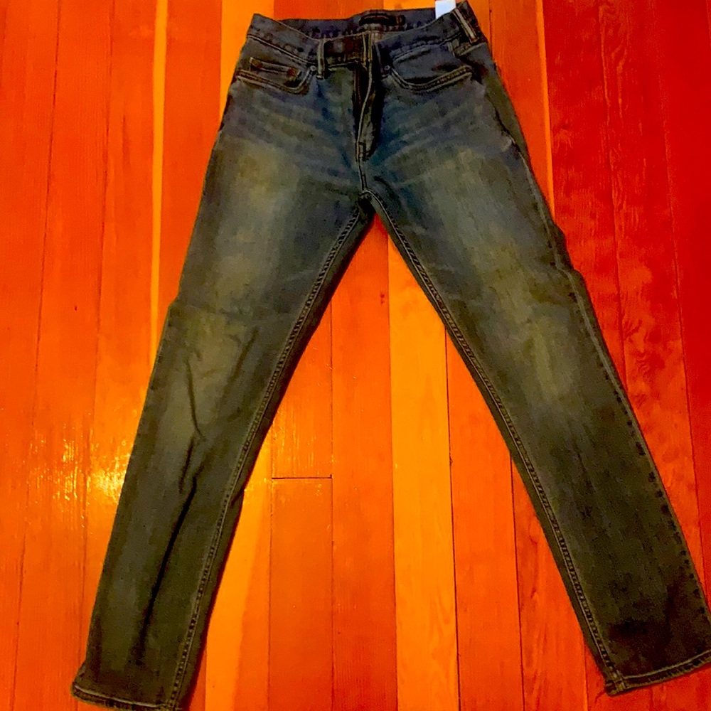 Comfortable fit. Great Quality. Great Condition